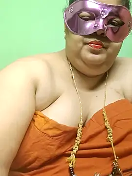Snapshot of tamilthanushri chatting on 06/10/26, 06:40 tamilthanushri online show from 06/10/26, 06:40