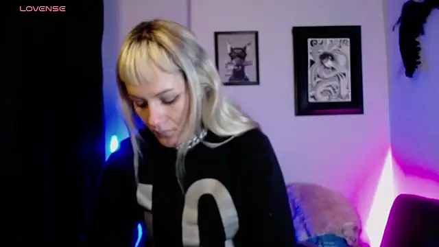 kim jeins11 online show from 10/16/25, 03:51