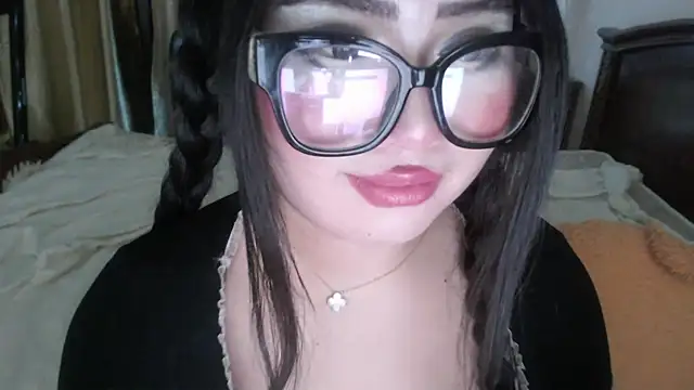 cutie sakura online show from 03/01/25, 04:44