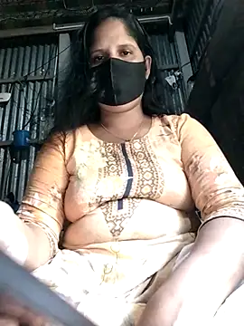 Snapshot of Koyel-Sen chatting on 12/19/24, 07:29 Koyel-Sen online show from 12/19/24, 07:29