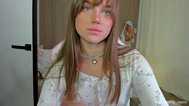 aesthetics  tease online show from 11/24/25, 03:39