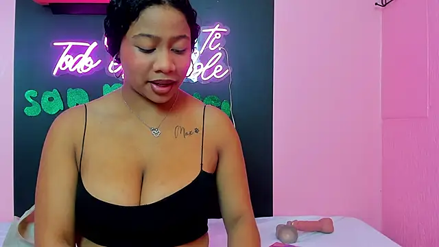 Sofi Fox  online show from 03/16/25, 11:49