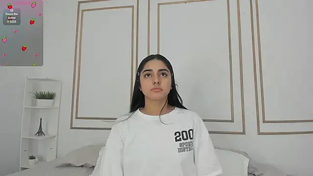 natalia aguirre1 online show from 02/10/25, 12:29