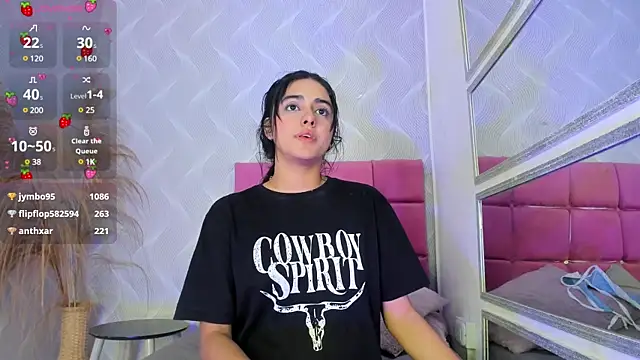 natalia aguirre1 online show from 03/10/25, 07:07