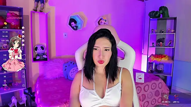 Snapshot of abby_jade chatting on 12/03/24, 06:17 abby jade online show from 12/03/24, 06:17