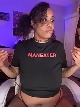 loveluna8 online show from 03/03/25, 09:48