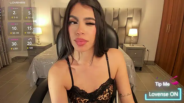 Snapshot of sarita_evanss chatting on 05/15/26, 11:56 sarita evanss online show from 05/15/26, 11:56
