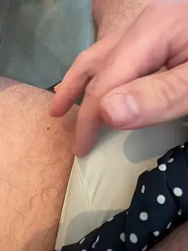 Voyeurpervert69 online show from 02/25/26, 08:24