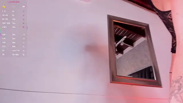 lexiee grey  online show from 09/27/25, 11:54