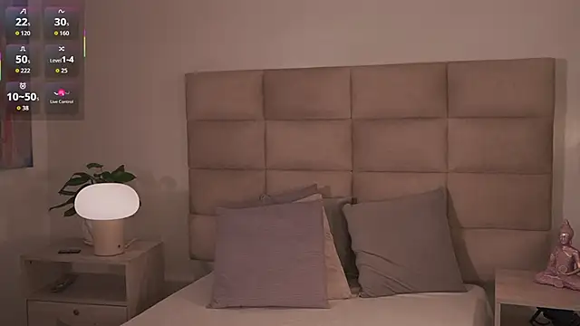 lexiee grey  online show from 04/10/26, 11:59