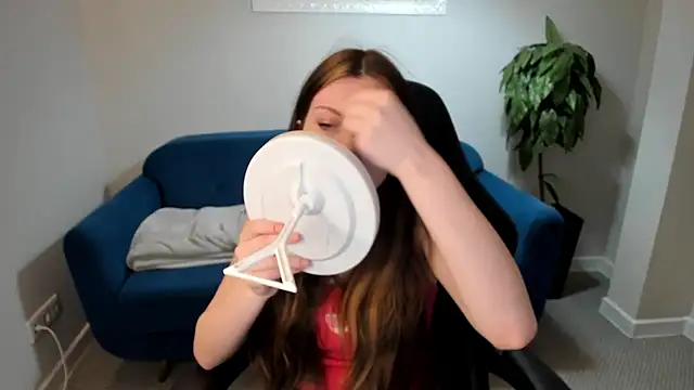 Sandra  Cute online show from 02/19/25, 08:33