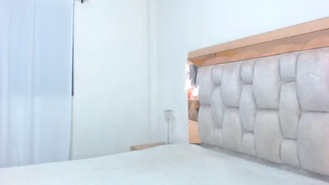 lolaperrys online show from 12/23/24, 02:56