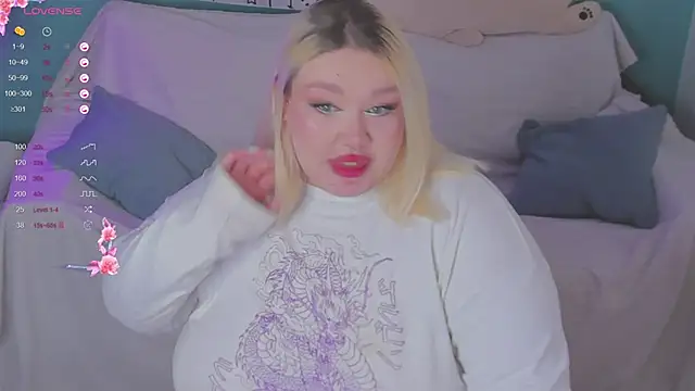 LilyBelll online show from 03/04/25, 10:24