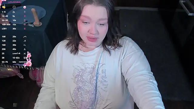 Snapshot of LilyBelll chatting on 02/25/26, 07:29 LilyBelll online show from 02/25/26, 07:29