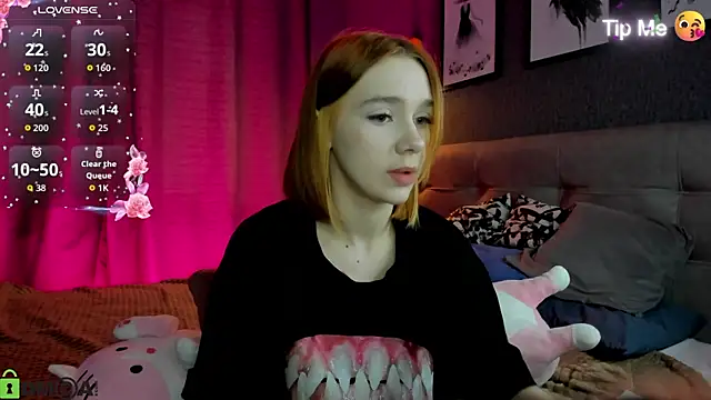 Lesi Moonie01 online show from 05/15/26, 09:05