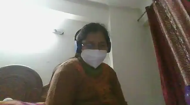 cutiecatty21 online show from 12/26/24, 04:47