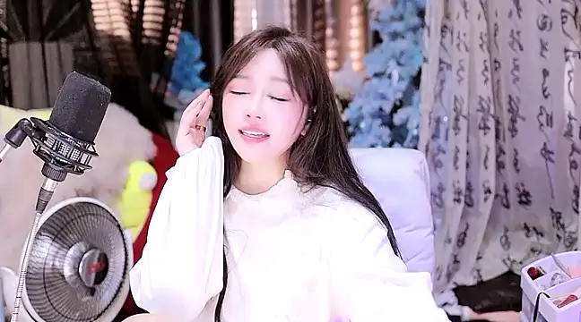 Missy Nana21 online show from 03/21/25, 07:24