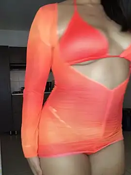 EmmaRossem online show from 10/21/25, 07:14