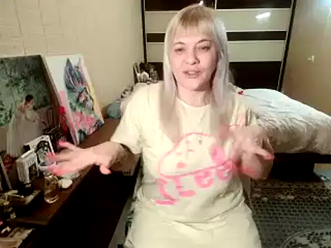 Lia Laguna77 online show from 04/08/26, 07:36