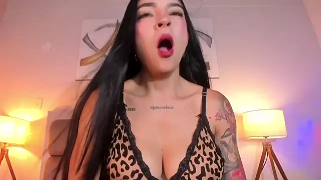 Snapshot of kimberlyycox chatting on 09/17/25, 09:27 kimberlyycox online show from 09/17/25, 09:27