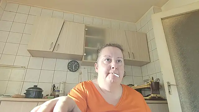 melissaBlessing online show from 02/09/25, 02:07