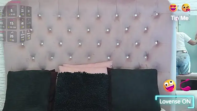 Snapshot of KikiSweet08 chatting on 09/26/25, 04:16 KikiSweet08 online show from 09/26/25, 04:16