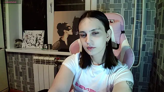 Snapshot of BlackHe4rts_ chatting on 12/09/24, 05:19 BlackHe4rts  online show from 12/09/24, 05:19