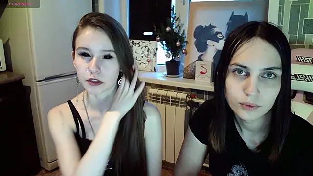 Snapshot of BlackHe4rts_ chatting on 01/10/25, 02:46 BlackHe4rts  online show from 01/10/25, 02:46