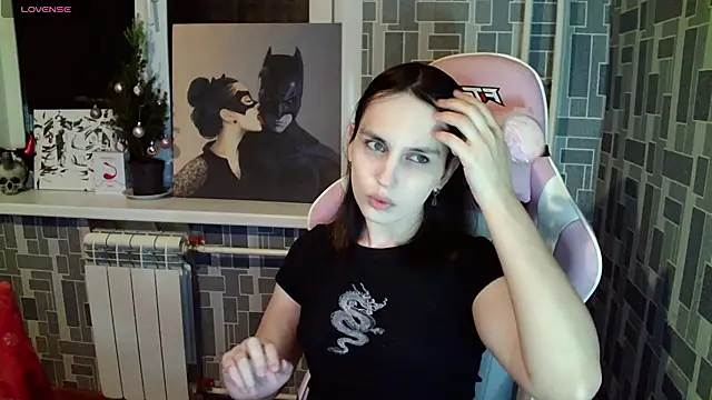 Snapshot of BlackHe4rts_ chatting on 01/23/25, 10:33 BlackHe4rts  online show from 01/23/25, 10:33