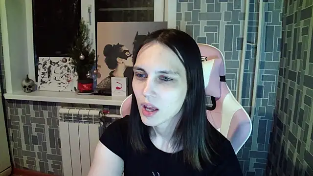 Snapshot of BlackHe4rts_ chatting on 02/08/25, 12:06 BlackHe4rts  online show from 02/08/25, 12:06