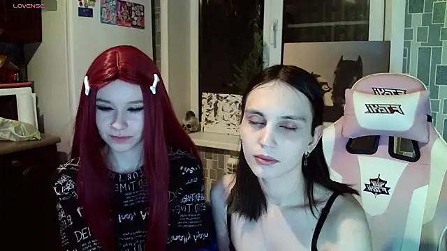 Snapshot of BlackHe4rts_ chatting on 03/05/25, 09:04 BlackHe4rts  online show from 03/05/25, 09:04