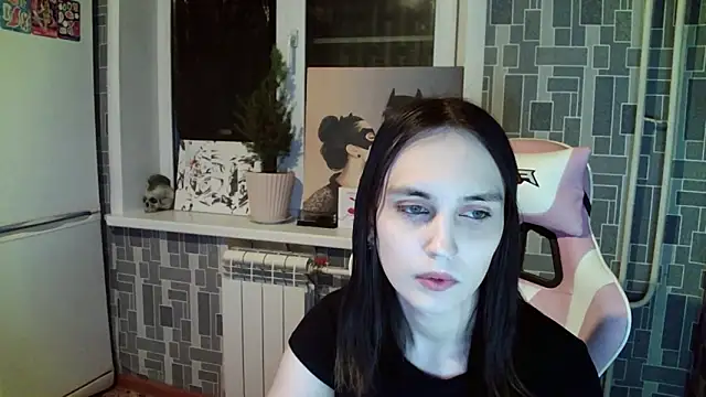 Snapshot of BlackHe4rts_ chatting on 03/11/25, 09:59 BlackHe4rts  online show from 03/11/25, 09:59