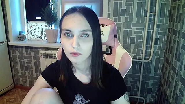 Snapshot of BlackHe4rts_ chatting on 03/12/25, 01:03 BlackHe4rts  online show from 03/12/25, 01:03