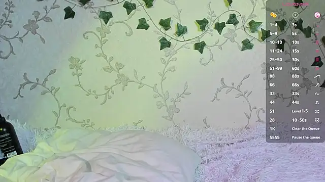 Snapshot of Ann_Sweer chatting on 03/20/25, 08:19 Ann Sweer online show from 03/20/25, 08:19