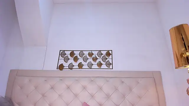  chloe adams online show from 03/18/25, 02:48