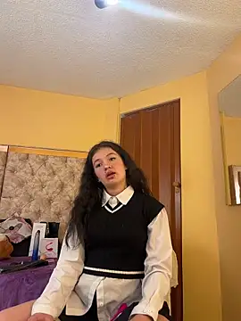 lilimini032 online show from 11/26/25, 07:59