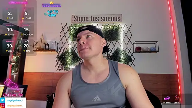 Snapshot of Angelgraham_1 chatting on 03/10/25, 05:18 Angelgraham 1 online show from 03/10/25, 05:18