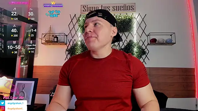 Snapshot of Angelgraham_1 chatting on 03/12/25, 05:17 Angelgraham 1 online show from 03/12/25, 05:17