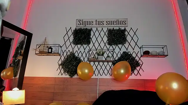 Snapshot of Angelgraham_1 chatting on 09/22/25, 03:14 Angelgraham 1 online show from 09/22/25, 03:14