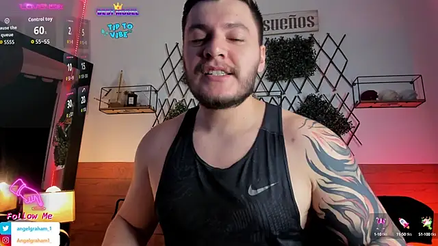 Snapshot of Angelgraham_1 chatting on 09/23/25, 03:37 Angelgraham 1 online show from 09/23/25, 03:37