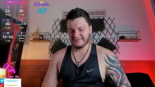 Snapshot of Angelgraham_1 chatting on 12/18/25, 04:57 Angelgraham 1 online show from 12/18/25, 04:57