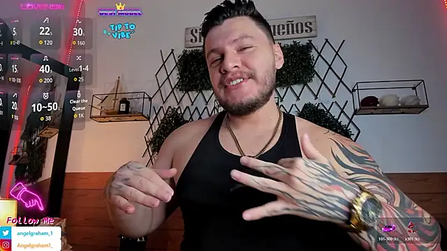 Snapshot of Angelgraham_1 chatting on 02/11/26, 04:34 Angelgraham 1 online show from 02/11/26, 04:34