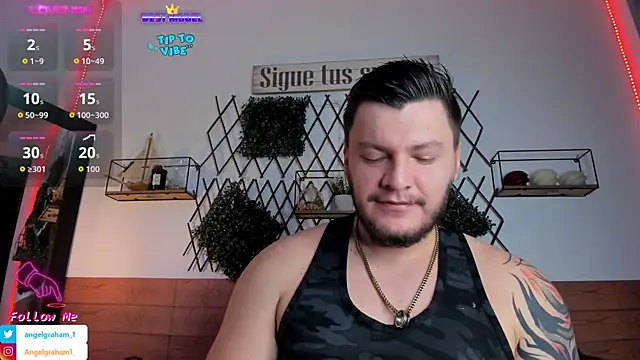 Snapshot of Angelgraham_1 chatting on 02/27/26, 04:29 Angelgraham 1 online show from 02/27/26, 04:29