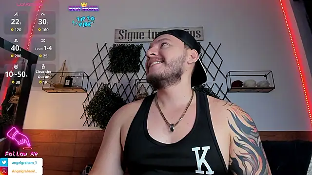 Snapshot of Angelgraham_1 chatting on 03/04/26, 04:35 Angelgraham 1 online show from 03/04/26, 04:35