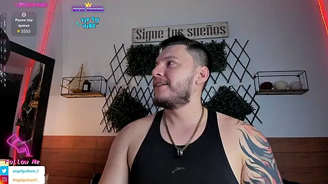 Snapshot of Angelgraham_1 chatting on 03/11/26, 05:30 Angelgraham 1 online show from 03/11/26, 05:30