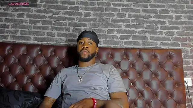 Drake Nassir4 online show from 12/01/25, 04:56