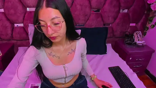 Katty Queen online show from 04/10/26, 12:32