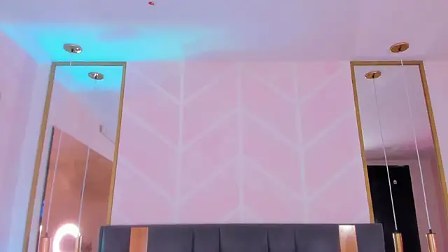 GabyPetit online show from 11/11/25, 08:09