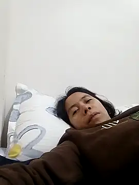 Snapshot of doggiepossession chatting on 02/25/25, 02:22 doggiepossession online show from 02/25/25, 02:22