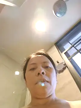 Snapshot of doggiepossession chatting on 11/29/25, 07:22 doggiepossession online show from 11/29/25, 07:22